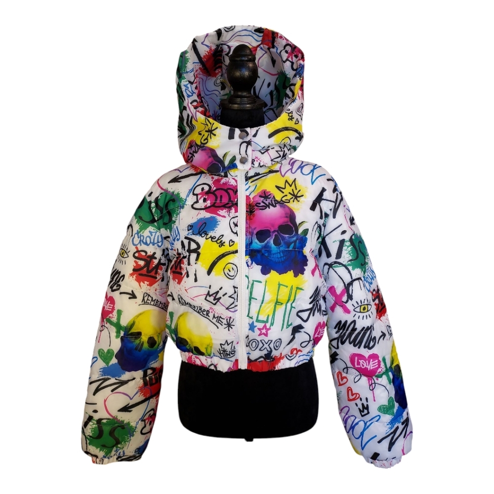 Almost Famous Multi-Colored Cropped Graffiti Prin… - image 2